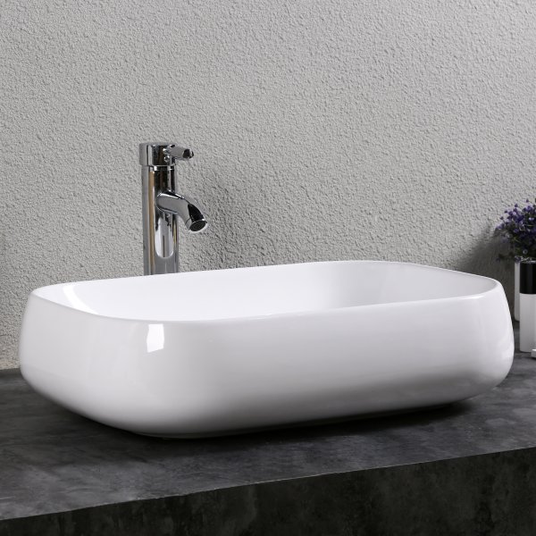 Servant 56x42cm | Porselen med myke former | Glatt overflate Servant 56x42cm | Porselen med myke former | Glatt overflate