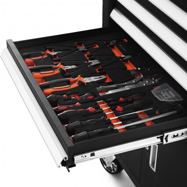 Mont�rsvogn med fire skuffer og underskap