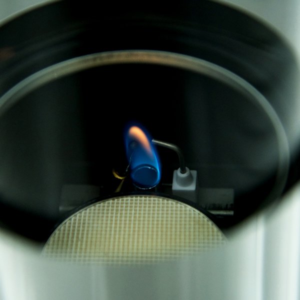 Gassdrevet terrassevarmer 13 kW | Pyramidformet | Rustfritt stål Gassdrevet terrassevarmer 13 kW | Pyramidformet | Rustfritt stål