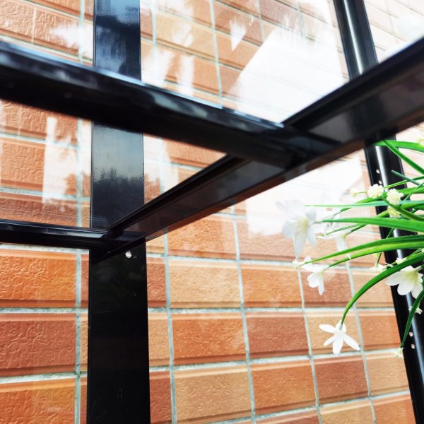 Høyt mini drivhus | 4mm sikkerhetsglass | Svart Høyt mini drivhus | 4mm sikkerhetsglass | Svart