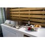 Utekj�kken med kj�leskap | Gassgrill i rustfritt st�l med granittbenkeplate (4 brennere) | Hvit | Alaska