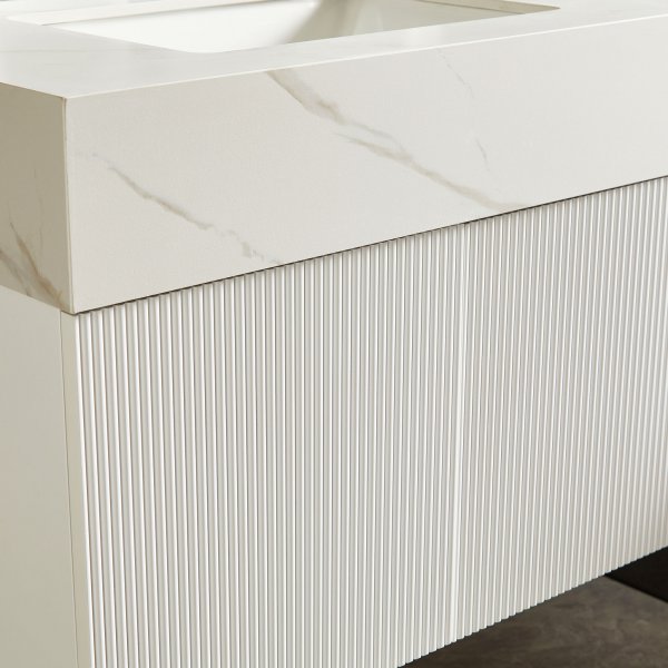 Baderomspakke | Slitesterk sintret stein | LED speil | Cirrus hvit