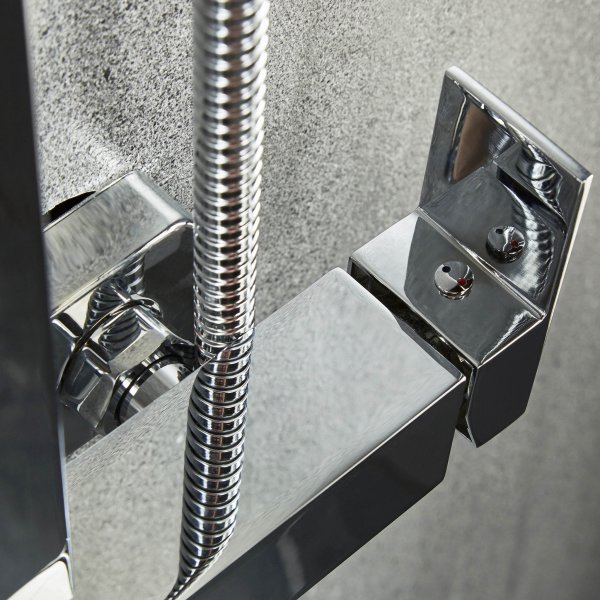 Takdusjsett i krom | 20 x 20 cm takdusj og h�nddusj, Cindy