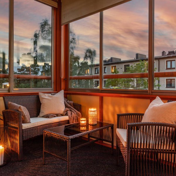 Luksuriøs sofagruppe for balkongen | Lyfco Dalsjö Luksuriøs sofagruppe for balkongen | Lyfco Dalsjö