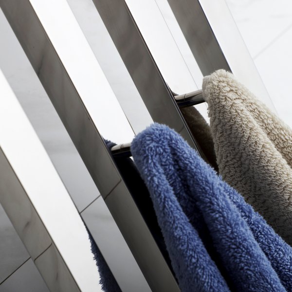 Elektrisk håndkletørker RH4/B Elektrisk håndkletørker RH4/B