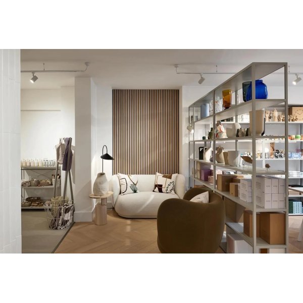 Trelamell Akustikkpaneler | 2700x600x21mm | Hvit Eik Trelamell Akustikkpaneler | 2700x600x21mm | Hvit Eik