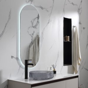 Ovalt LED-speil 110x45cm | Antidugg funksjon | Olivia