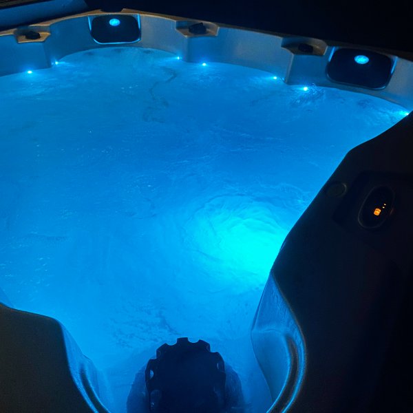 Spabad Poseidon - 5-6 personer | Lyfco Spabad Poseidon - 5-6 personer | Lyfco