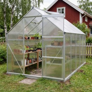 Klassisk drivhus i aluminium 5,9 m� | UV-beskyttet kanalplast og sokkel inkludert