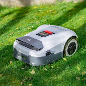 Robotgressklipper uten kantledning 3600 m² | Full-Band RTK + 4 AI-kameraer | ANTHBOT Genie 3000 Robotgressklipper uten kantledning 3600 m² | Full-Band RTK + 4 AI-kameraer | ANTHBOT Genie 3000