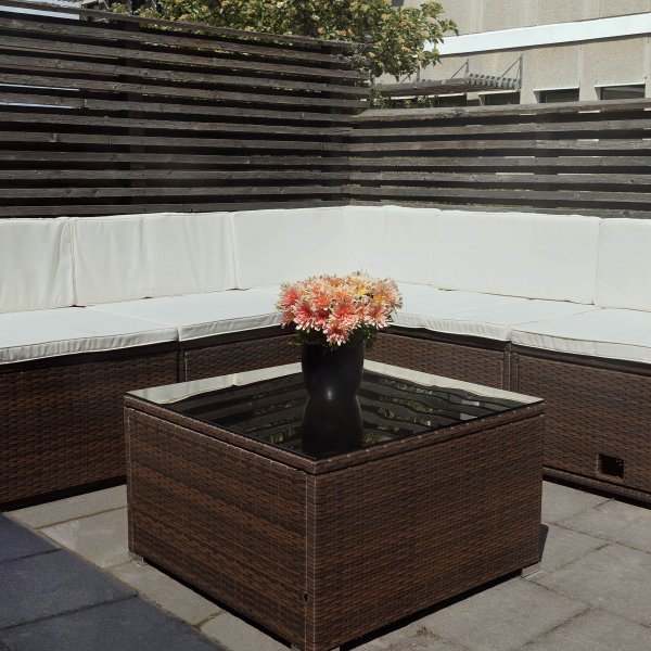 Stor loungegruppe utem�bler | Smart innebygd lagring | Kunstrotting