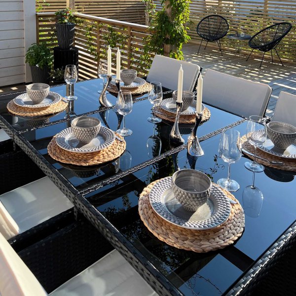 Spisegruppe utemøbler | 10 sitteplasser | Kunstrotting Spisegruppe utemøbler | 10 sitteplasser | Kunstrotting