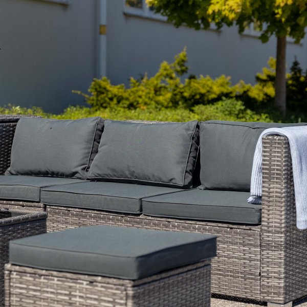 Loungegruppe| Lyfco Djursvik | Innebygd oppbevaring | Grå kunstrotting Loungegruppe| Lyfco Djursvik | Innebygd oppbevaring | Grå kunstrotting