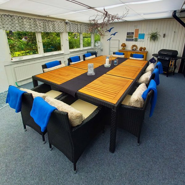 Stor spisegruppe 220x160cm utembler - 10 stoler - Lyfco Svanesund