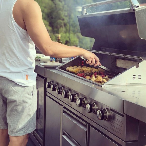 Stor rustfri gassgrill/utekjkken med varmluftsfunksjon | New Orleans