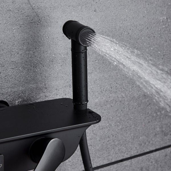 Takdusjsett med LED-display | Svart Takdusjsett med LED-display | Svart